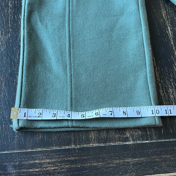 Sea Green Culotte Pants with side pockets, back secret zip closure.Size M - Picture 4 of 5